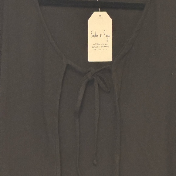 Sadie & Sage Black Cardigan Sweater - Picture 4 of 4